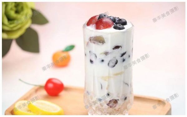 5分鐘搞定一杯水果酸奶杯，營養(yǎng)美味兩不誤，大人小孩都愛喝！