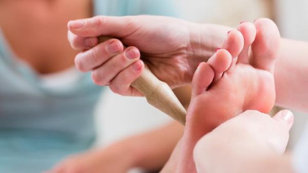 什么按摩方法可以瘦腿 四個(gè)方法按摩瘦腿效果好