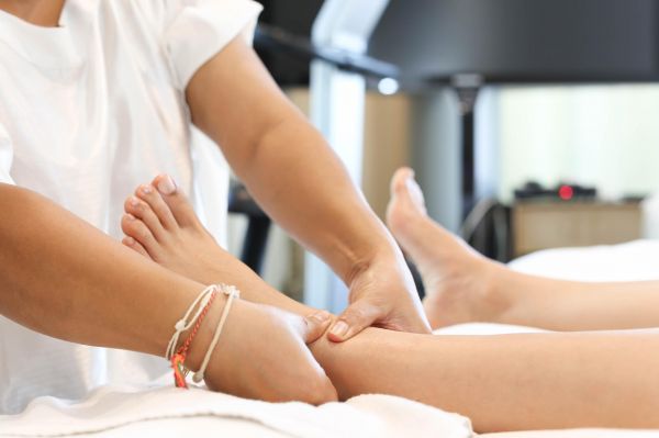 中医按摩法具养生功效 5大按摩方法延年益寿