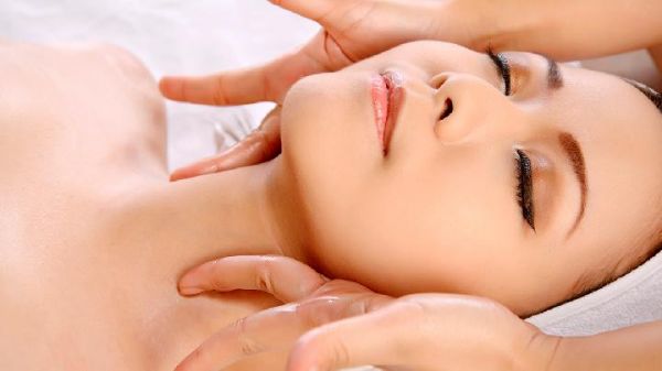 哪些按摩方式能提高身体素质 按摩七部位养生功效大