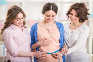 孕晚期孕婦瑜伽動作