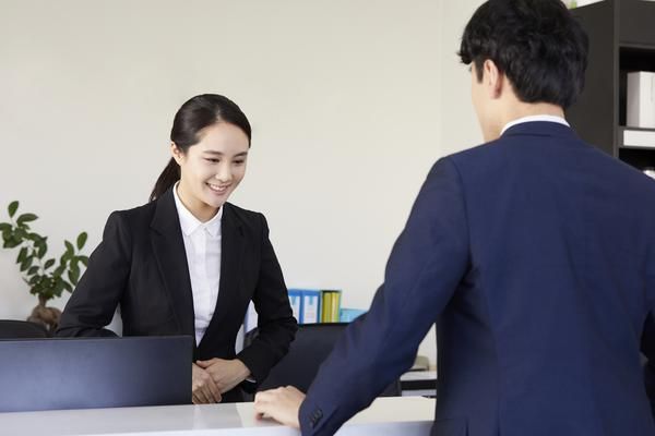 面試現(xiàn)場：男面試官對(duì)模特選拔的標(biāo)準(zhǔn) 圖2