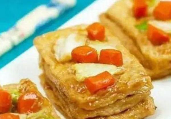 紅燒魚豆腐、五行養(yǎng)生菜、海帶豆腐湯這幾道家常菜的做法