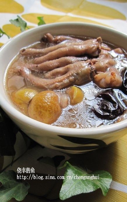 板栗鸡脚汤