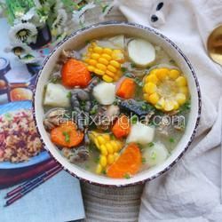 山药炖鸡汤的做法[图]
