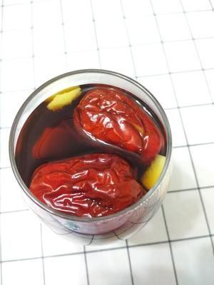 冬日特饮·红枣姜糖水的做法 步骤3