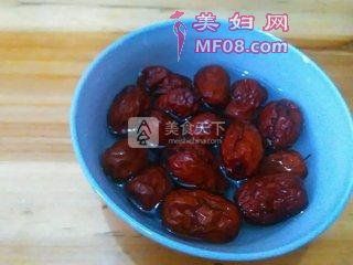 冰糖红枣银耳汤