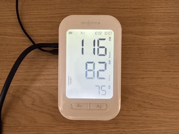 （多圖）買了一個曲線支持 iPhone 「健康」App 的血壓計：九安 iHealth KD-5907-有駕
