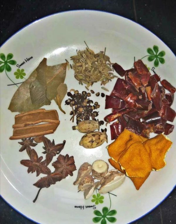 卤卤更健康——卤鸭脖子