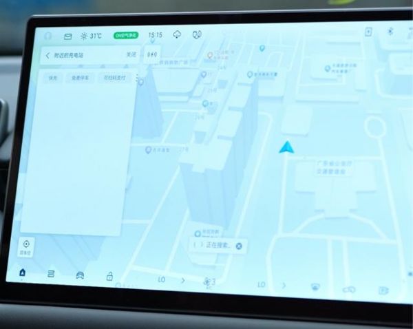 @電車車主：這兩個燈亮了，千萬別大意！-有駕