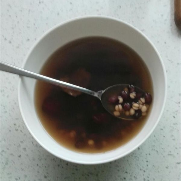 暖身饮品——懒人版薏米红豆汤的做法