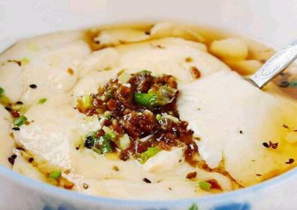 豆浆机可以用来自制豆腐脑啦, 喜欢的亲可以自己动手, 棒棒哒