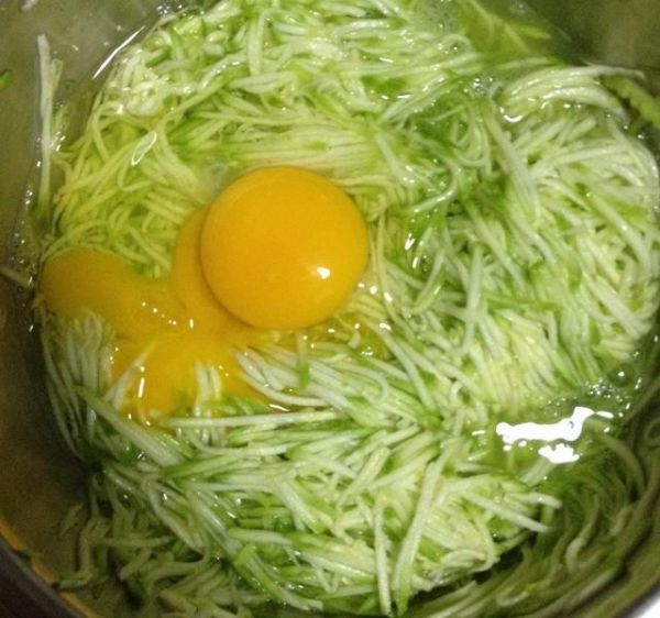純奶手撕吐司的做法 步驟1