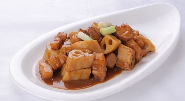 蓮藕燉肉