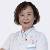 李少英