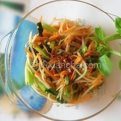 凉拌杂蔬的做法[图]