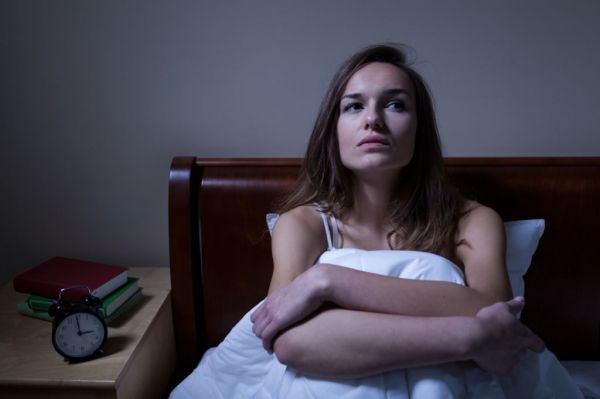 女人长期熬夜怎么补救 女性熬夜后怎么调养 女人熬夜后的恢复方法