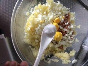 骨頭的糖人健康餐之土豆色拉球的做法步驟 第5步