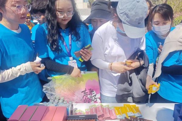 USANA葆婴助力清华大学万科公共卫生与健康学院健康跑活动