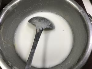 肠粉（广式早餐）的做法 步骤1