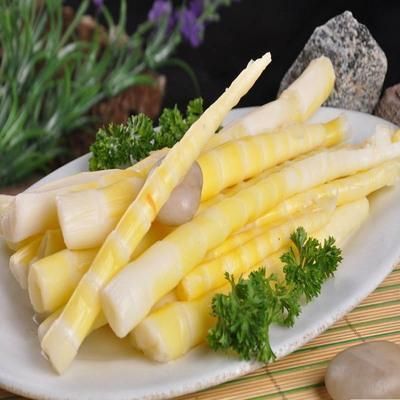 又嫩又脆的佳肴,原来鲜竹笋和干香菇可以做出这么好吃的菜