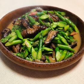 香菇冬笋烧海参