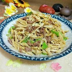 干笋烧牛肉的做法[图]