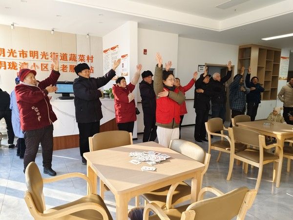 明光街道蔬菜村开展“快乐健身操 健康享未来”健身活动.jpg