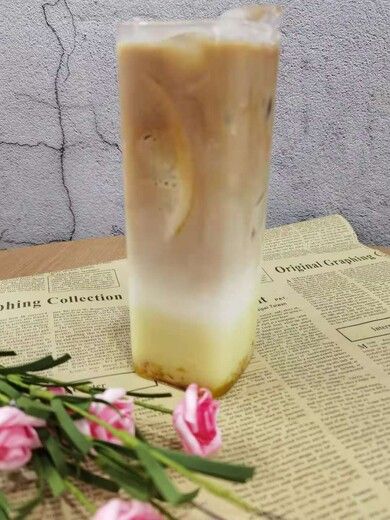奶茶炸鸡饮品风潮，从基础技艺到高级制作的全套培训教程解析