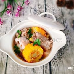 莲藕玉米排骨汤的做法[图]