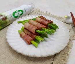 #纳福汇轻松喷出美味#干煎芦笋培根卷,焦香脆嫩,零失败