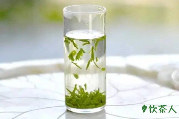 绿茶的冲泡方法，泡绿茶的正确方法(三大投法及技巧)