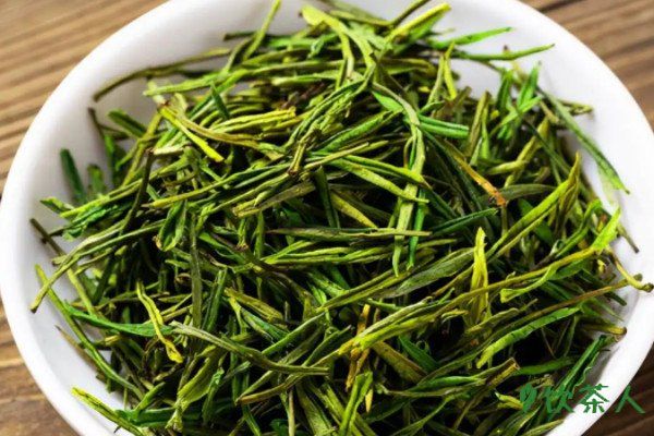绿茶的冲泡方法，冲泡绿茶的三种方法(手法茶艺展示)
