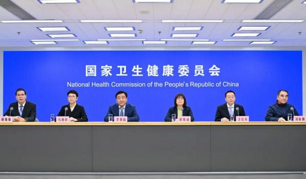 国家卫健委说雨水丨乍暖还寒时节，做好健脾祛湿