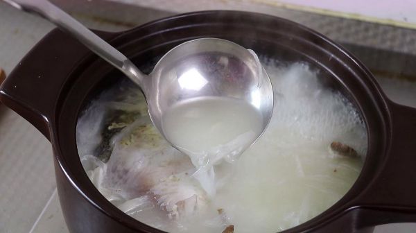 宝宝免疫力差、脾胃虚弱，教你1款汤，温中补虚，提高免疫力！