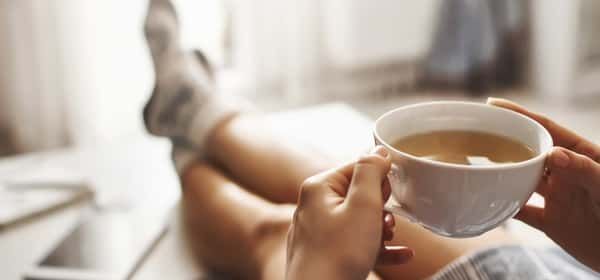 8种草药茶帮助减轻腹胀