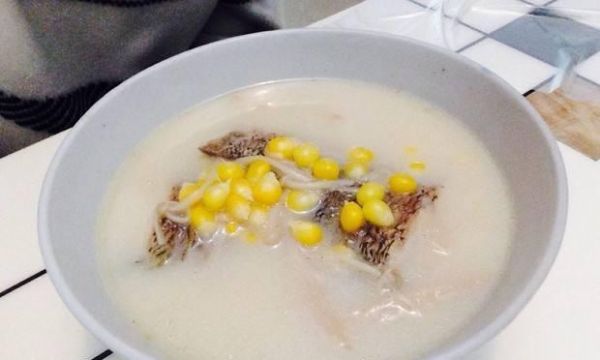 山藥枸杞鯽魚湯，守護健康味道（一碗湯）