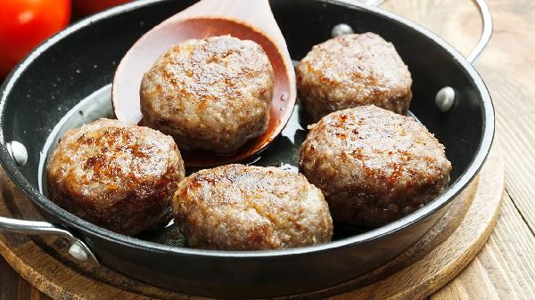 波比跳可以练肌肉吗
