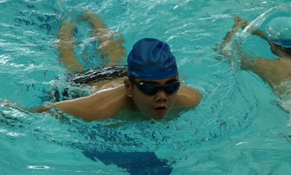 封闭式减肥夏令营价格
