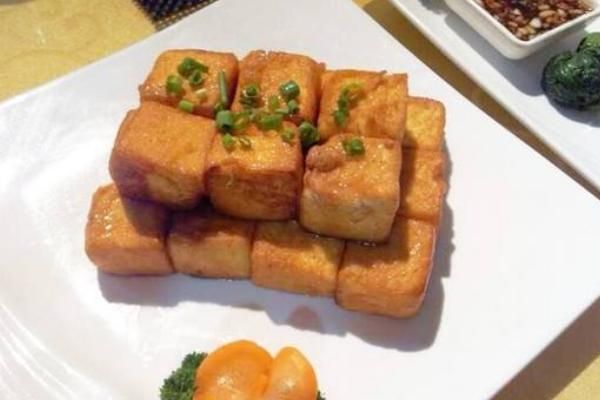 魚(yú)豆腐怎么做好吃又簡(jiǎn)單 魚(yú)豆腐的家常做法大全
