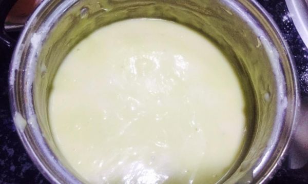 自制酸奶果仁的做法（健康美味又省钱，这个“小清新”快来学起来！）