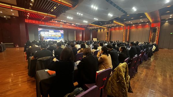 五、加盟丽减美瘦吧：共同开创减肥行业新天地
