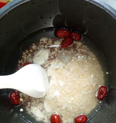 薏仁红豆粥怎么做？有哪些健康益处？