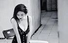 风流浪姐左小青现形记，人前正经人后疯狂