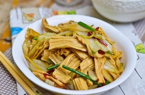 春季是孩子长高黄金期，多吃这4道补钙的家常菜，个头窜得快！