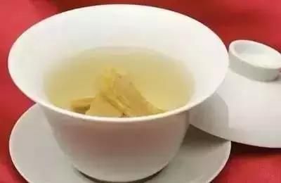 黃芪泡水喝好處多? 但這幾種人喝不得!