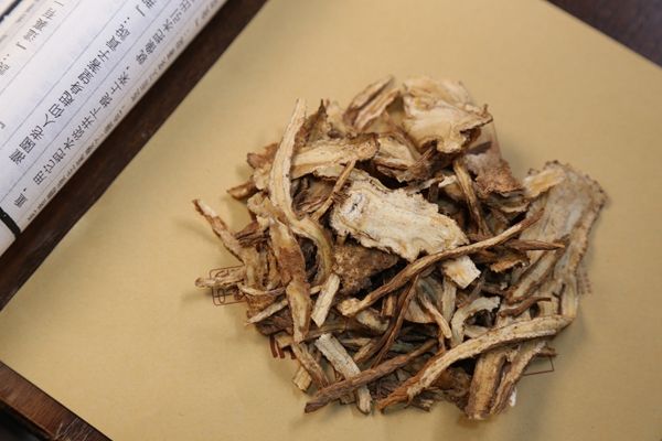當(dāng)歸的5大功效與作用 當(dāng)歸對(duì)女性有什么作用 當(dāng)歸的主要功效介紹