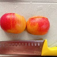 苹果黄芪水 超简单的做法，低成本养生的做法图解2