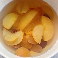 苹果黄芪水 超简单的做法，低成本养生的做法图解5