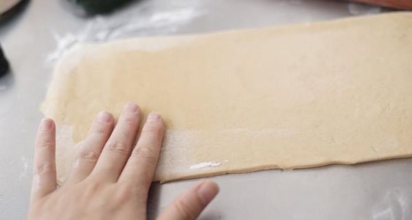 双色亚麻籽粉花卷制作方法(健康又美味的花卷)